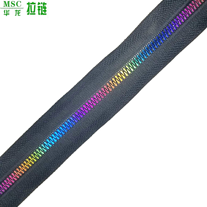 1701657076338405.jpg